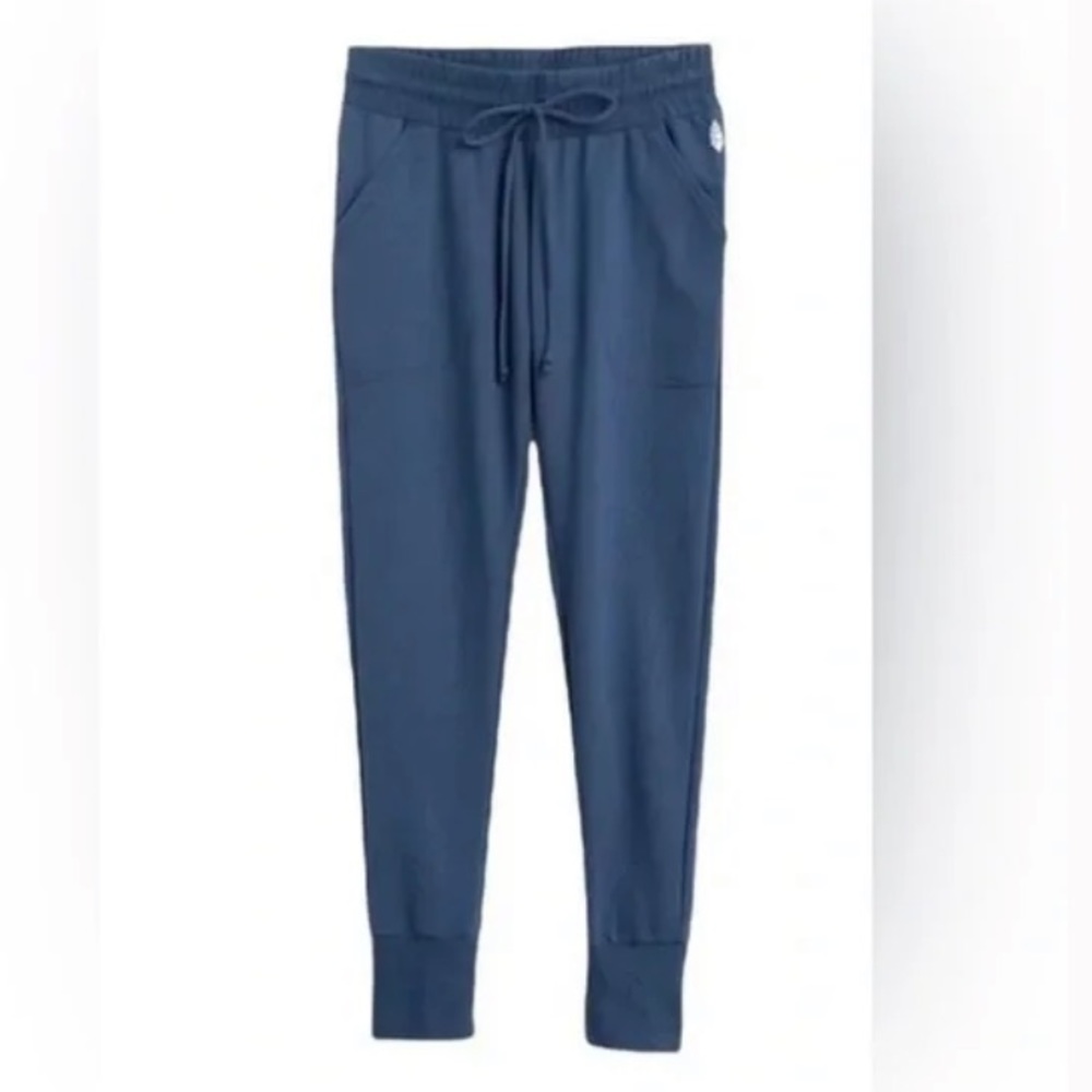 Free People FP Movement Sunny joggers in navy NWOT